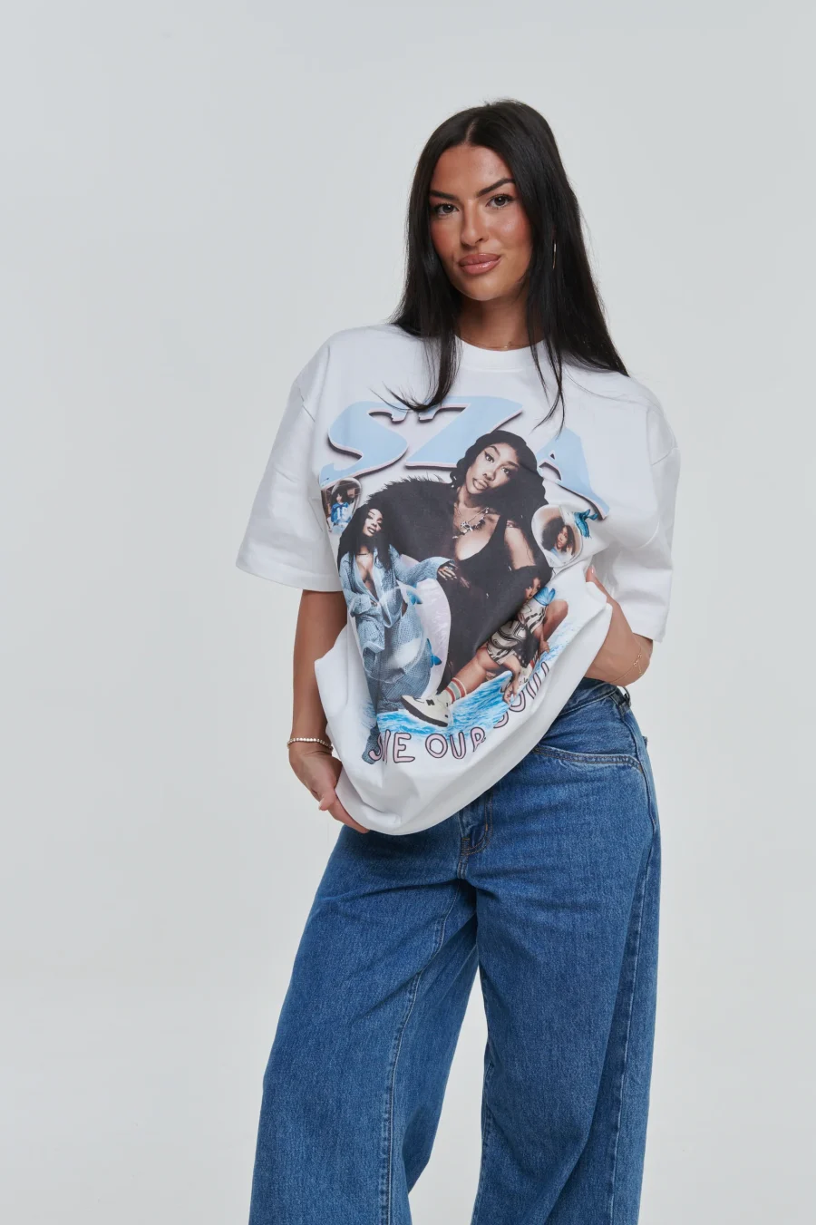 Legget Oversized T-Shirt - SZA Save Our Soul - White